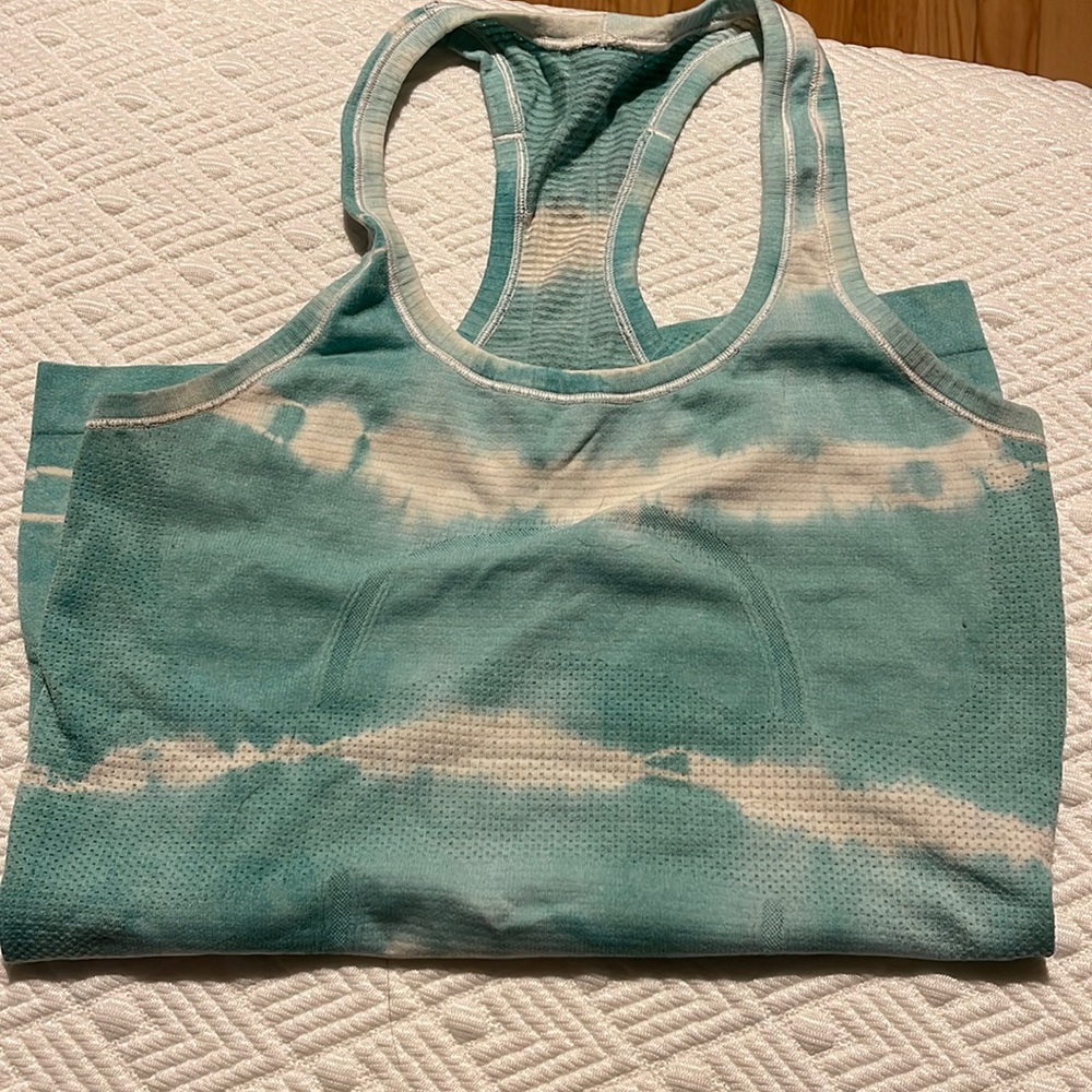 Lululemon swiftly tank top size 4